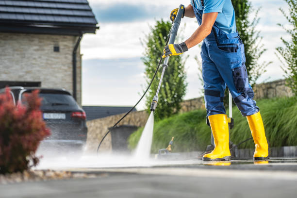 Best Patio and Deck Pressure Washing  in Seabrook, TX